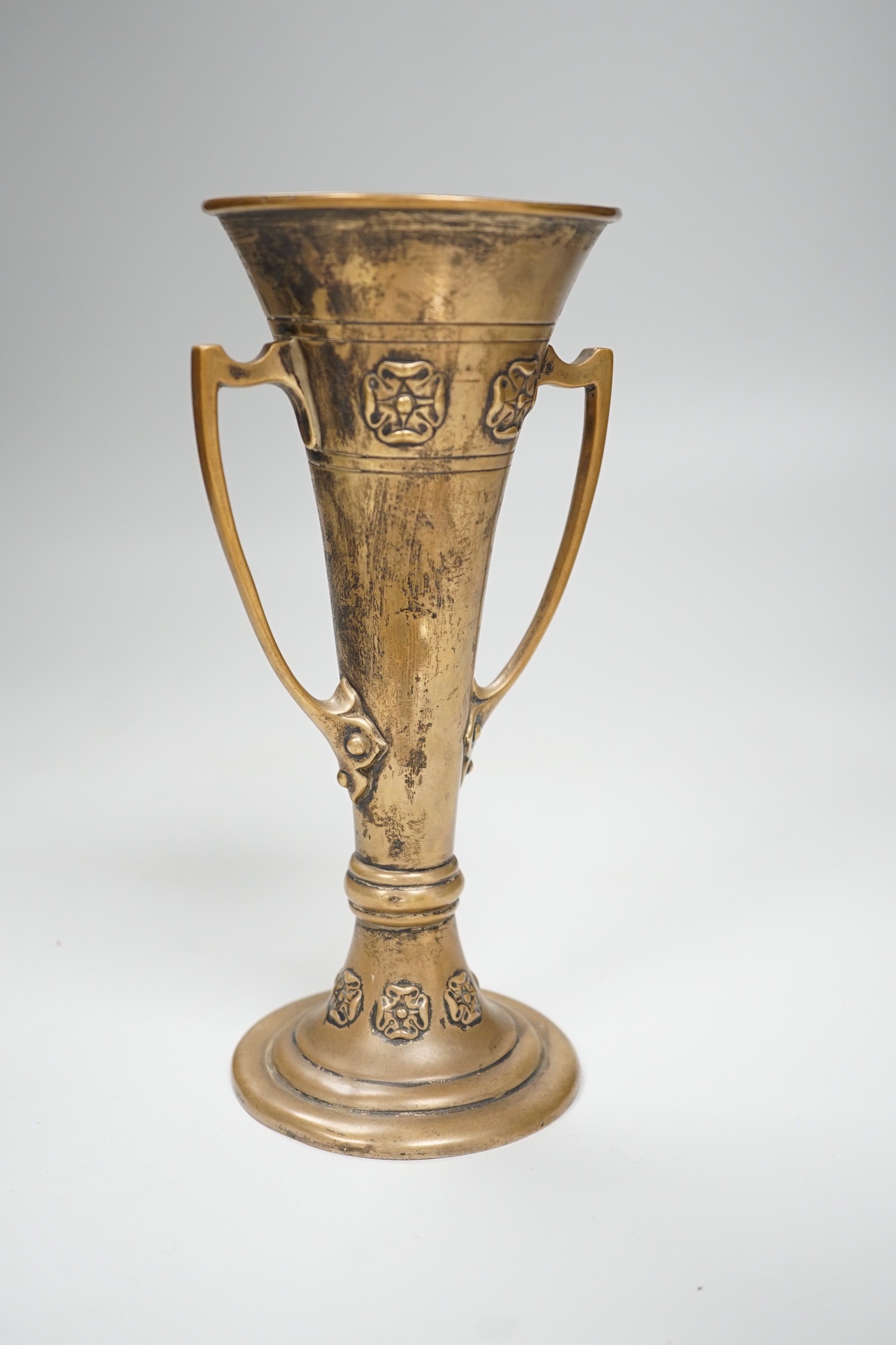 An Edwardian Art Nouveau Irish silver two handled vase, Wakely & Wheeler, Dublin, 1907, 20.7cm, 9.9oz.